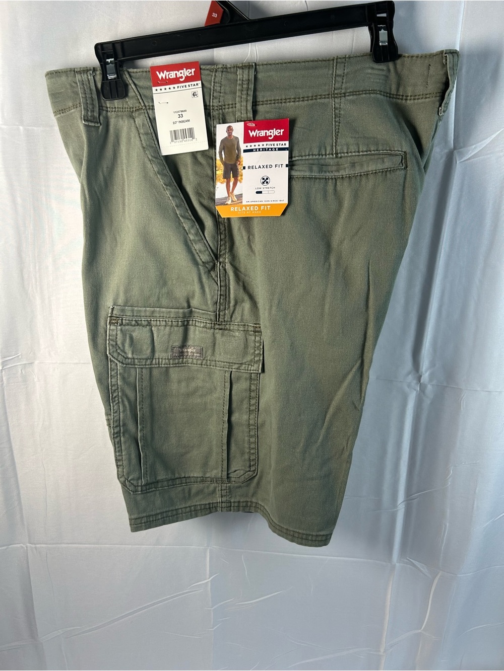 Wrangler Men's Cargo Shorts in Olive 33X10